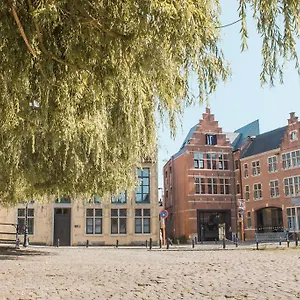  Hostel De Draecke